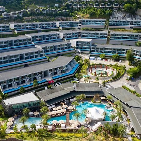 Готель Patong Bay Hill Екстер'єр фото